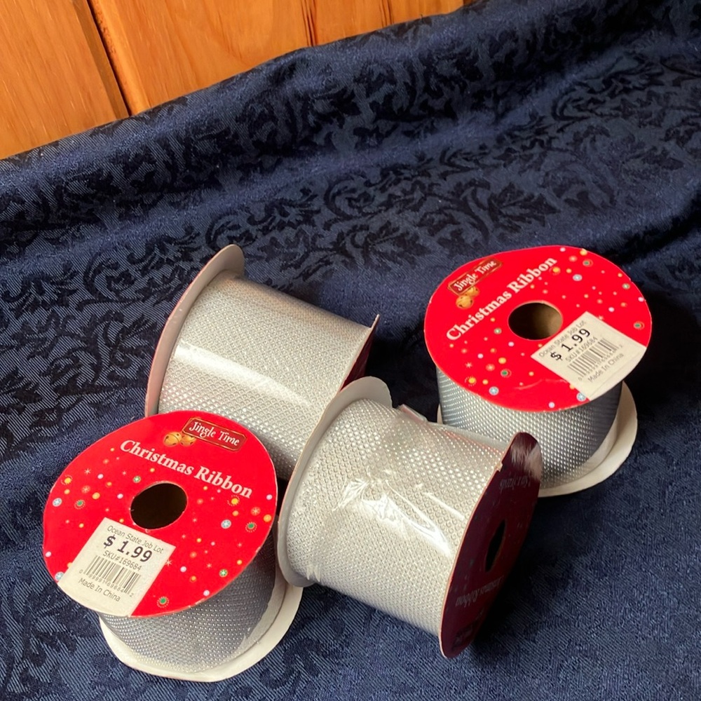 White Christmas Ribbon Set